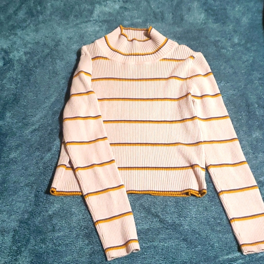 Pink Republic Crop top turtleneck